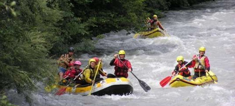 Rafting - im Schlauchboot die Passer hinunter