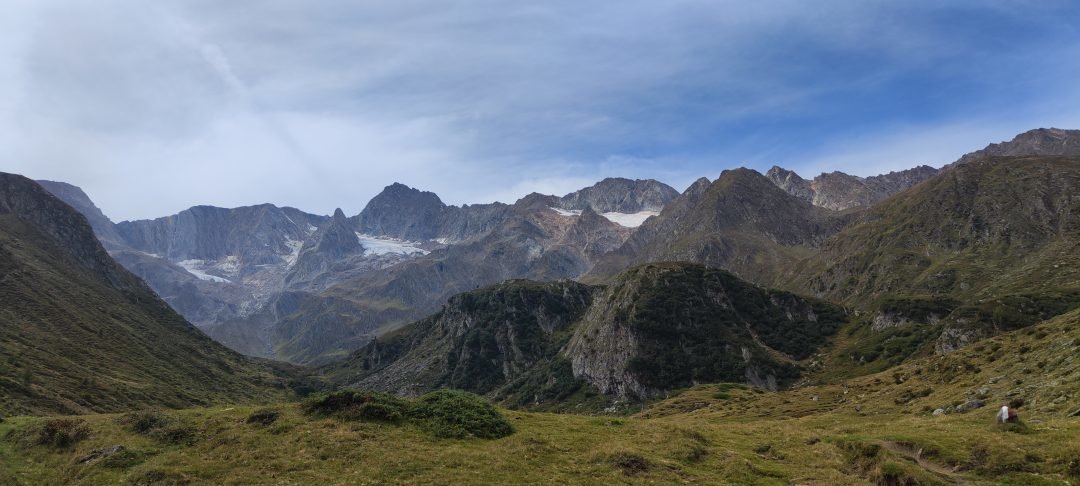 hiking tour lake seeber september 2023