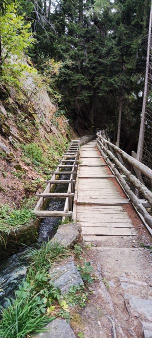 escursione sentiero dell`acqua Leiten e Bergwaal a Sluderno septembre 2025